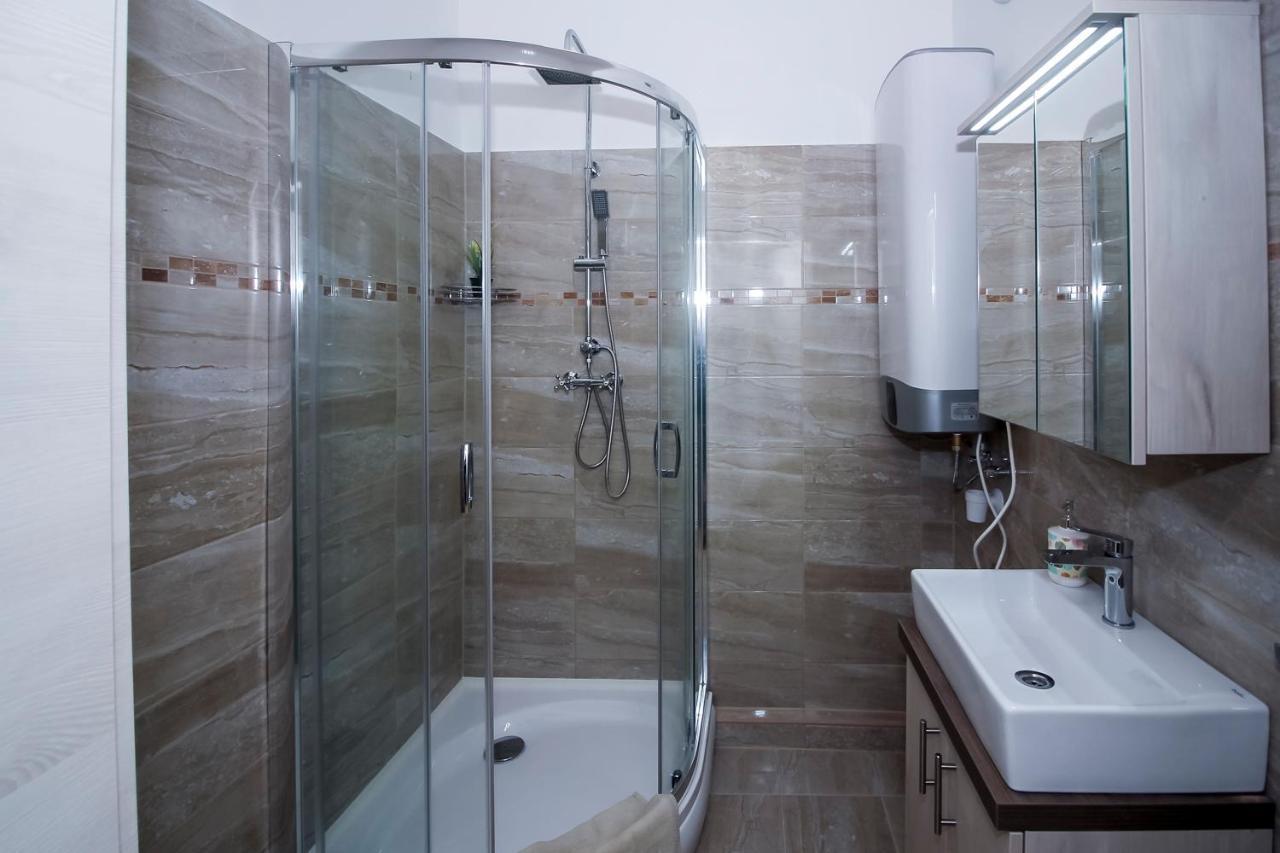 Апартаменты Helios Apartman Сегед Экстерьер фото
